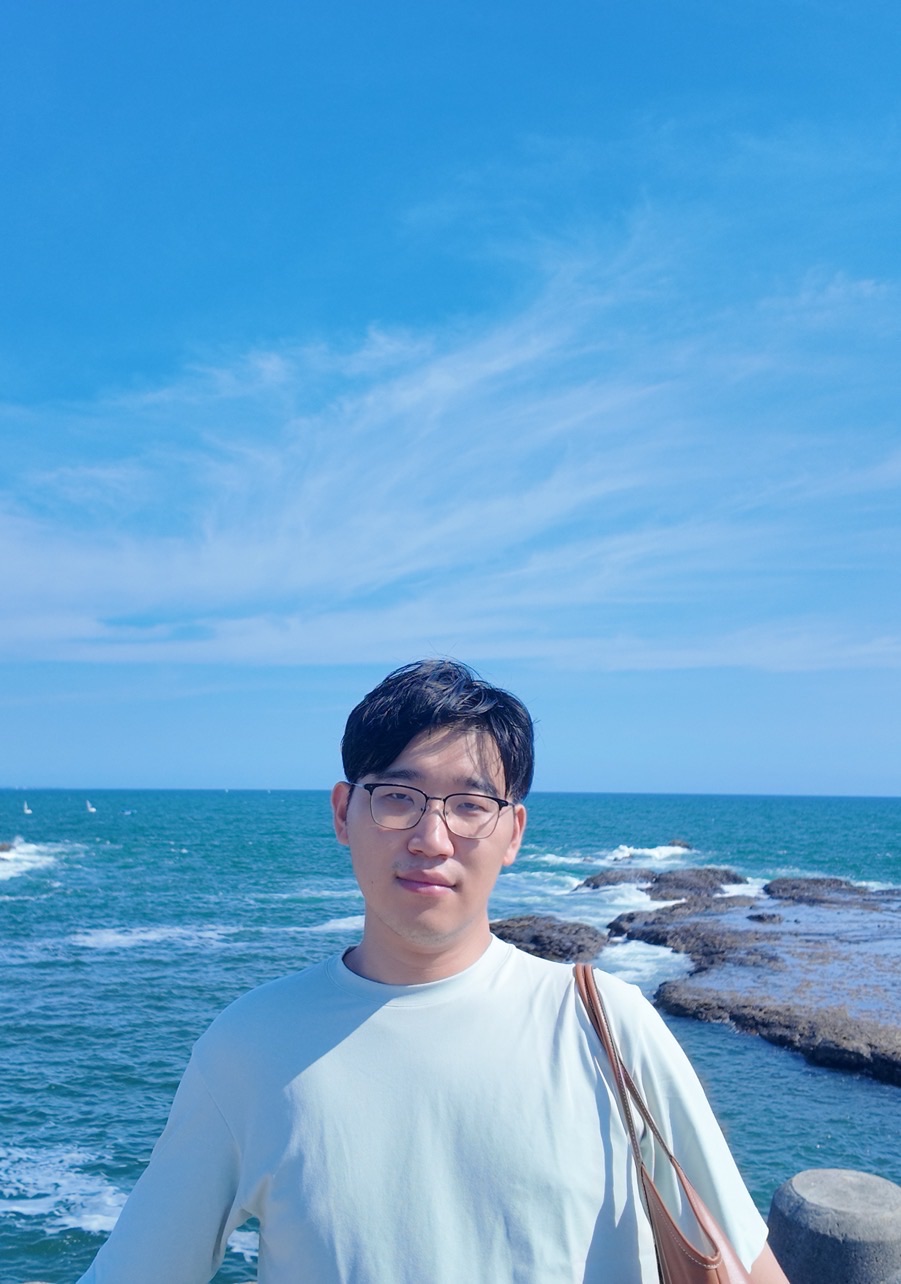 Mingze Gao